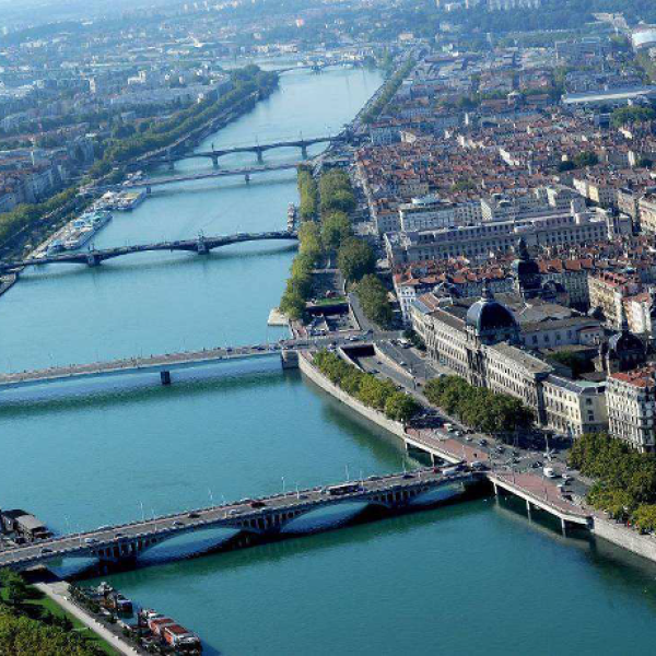 Lyon sacrée capitale européenne du tourisme intelligent 2019